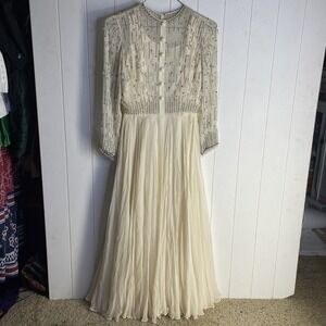 Vtg British Crown Colony Hong Kong‎ Silk Hand Beaded Rhinestone Cream Long Dress